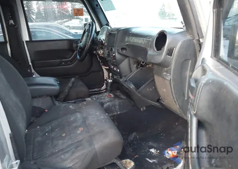 2011 Jeep Wrangler Unlimited Sport z USA, uszkodzony, nr VIN 1J4BA3H14BL625484